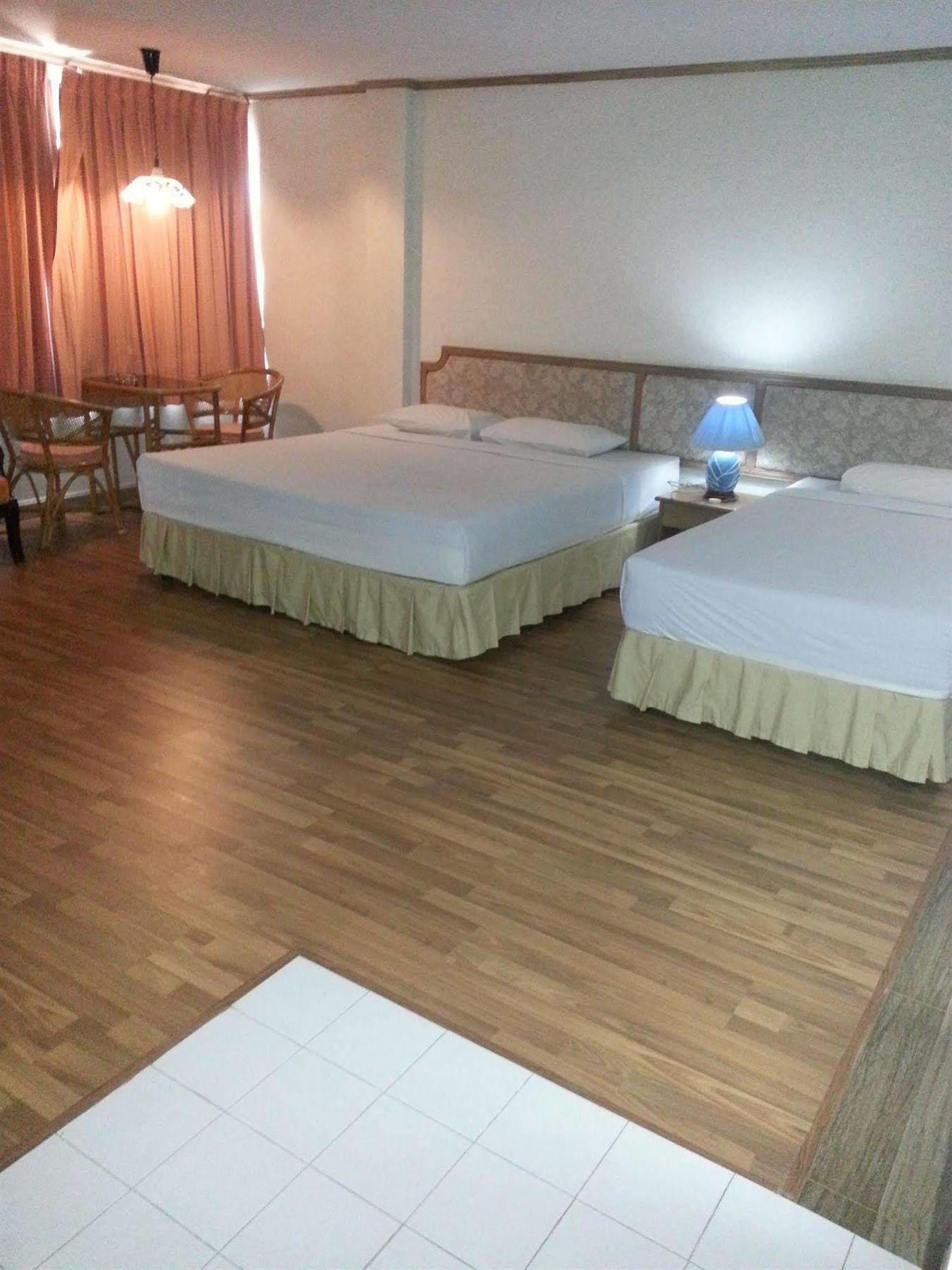 Takiab Beach Resort Hua Hin Exterior photo