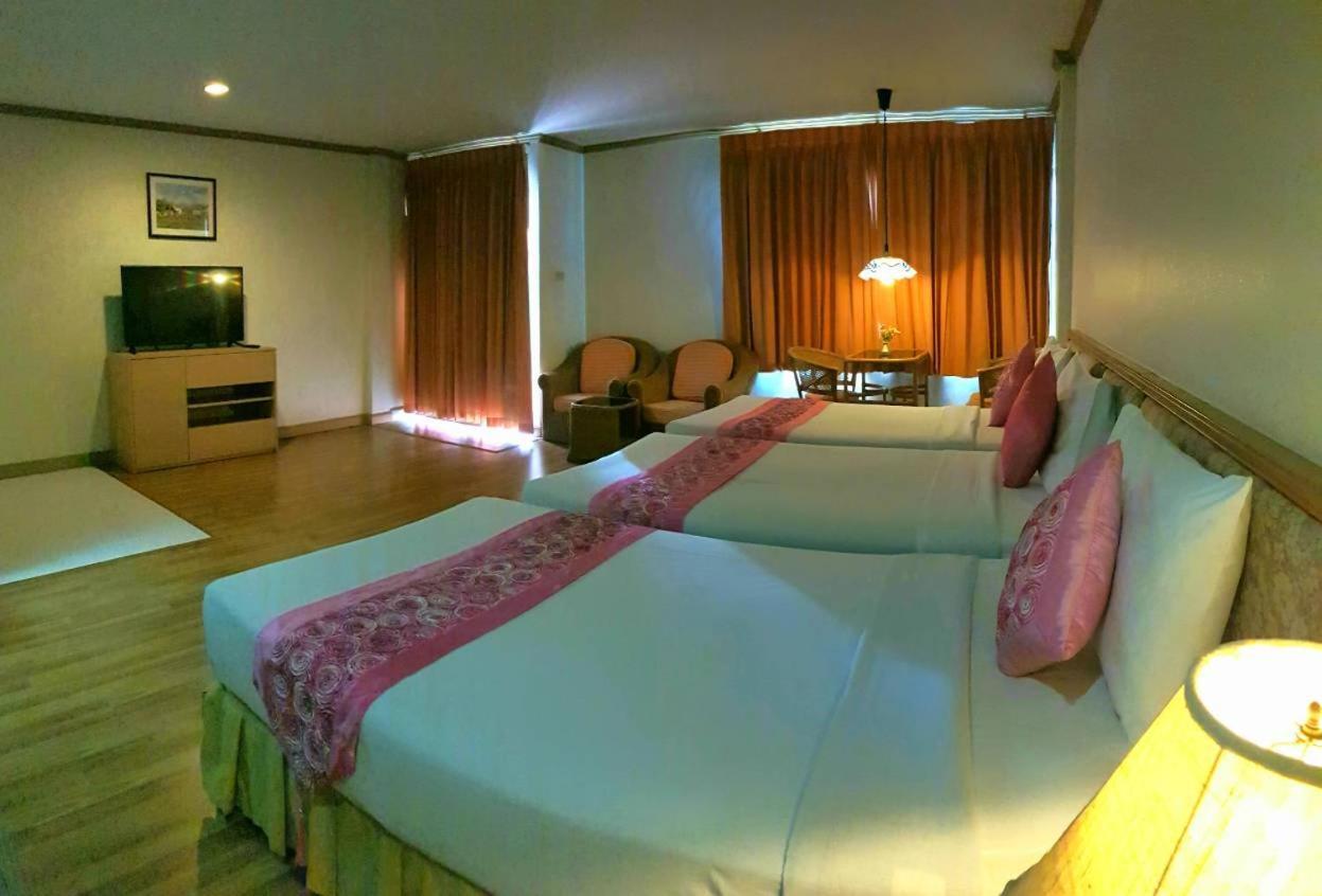 Takiab Beach Resort Hua Hin Exterior photo